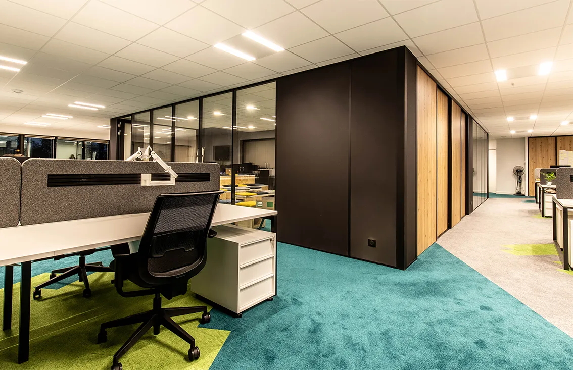amenagement bureau professionnel betton
